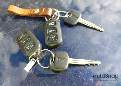 2007 Pontiac Vibe from USA, damaged, VIN 5Y2SL65887Z412870